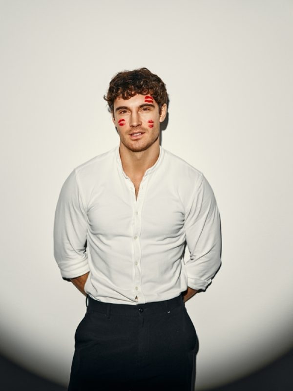 Happy,Valentine's,Day.,A,Young,Sexy,Man,In,A,White